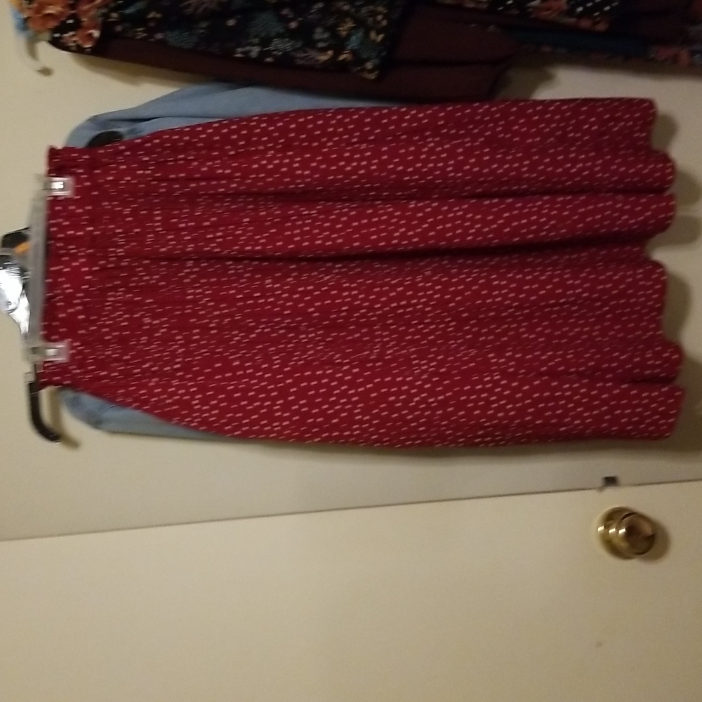 Pleated polka dot midi skirt